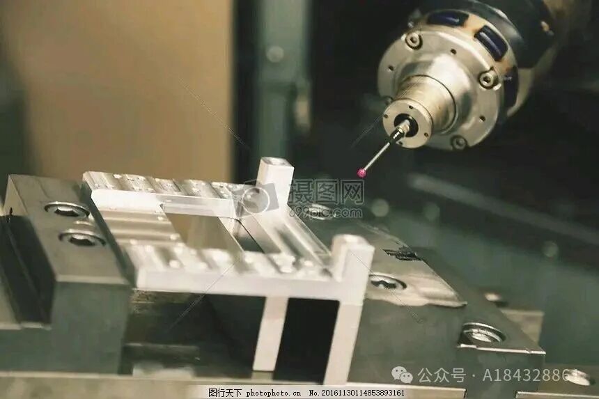Riding the Robot Wave: A Golden Opportunity for the Machining Industry